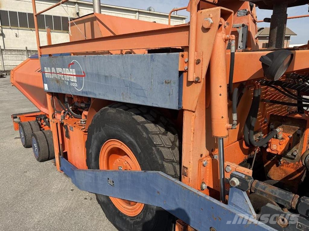 Marini P 256 Asfaltni finišeri
