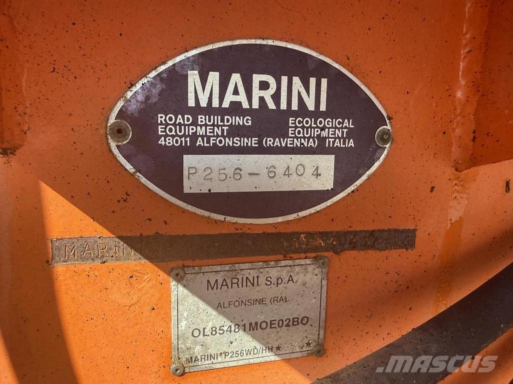 Marini P 256 Asfaltni finišeri