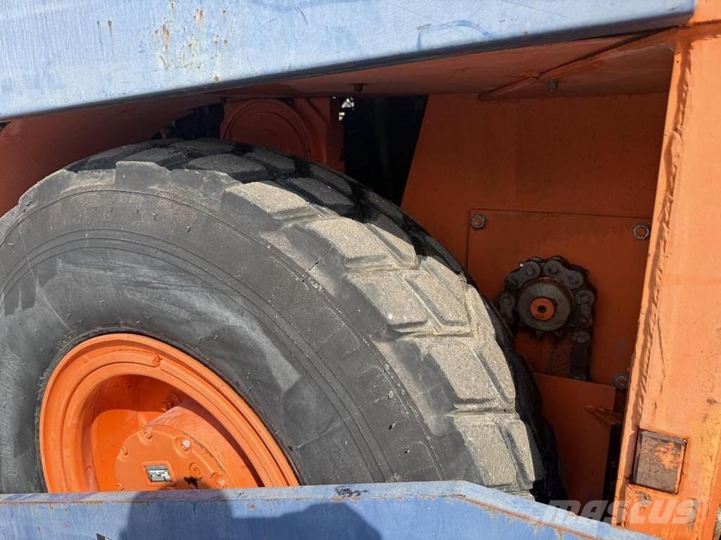 Marini P 256 Asfaltni finišeri
