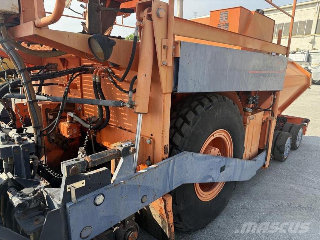 Marini P 256 Asfaltni finišeri