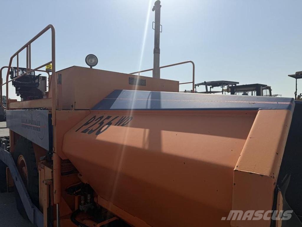 Marini P 256 Asfaltni finišeri