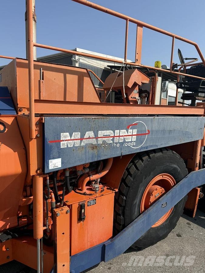 Marini P 256 Asfaltni finišeri