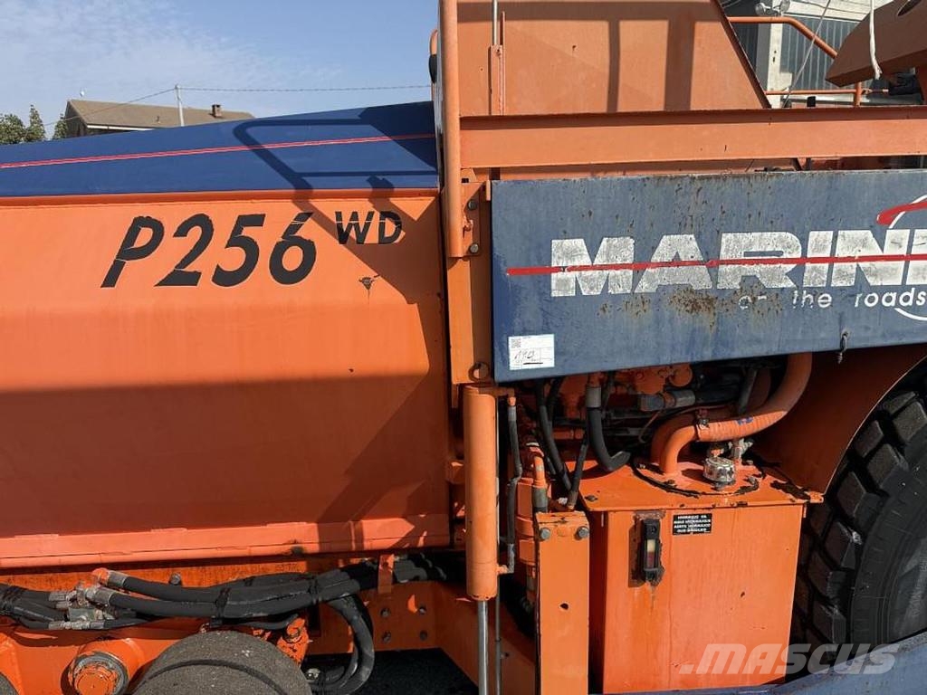 Marini P 256 Asfaltni finišeri