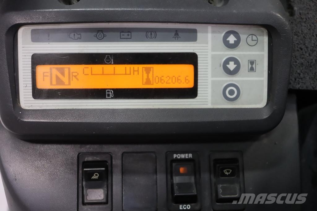 Nissan U1D2A25LQ شاحنات LPG
