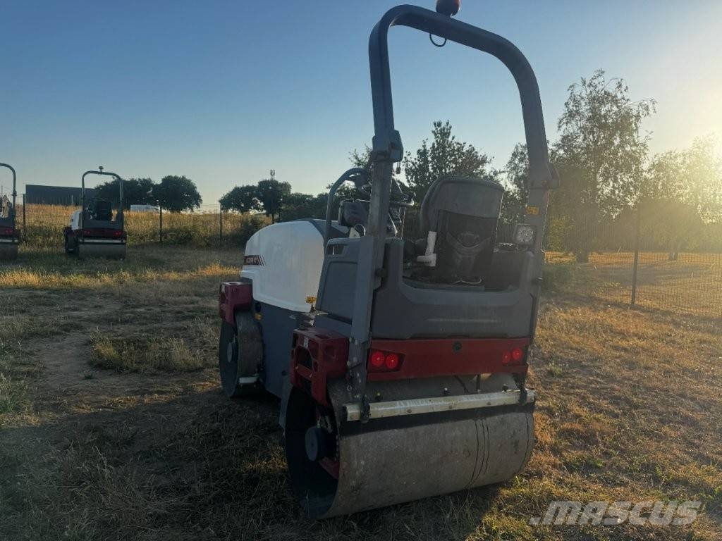 Dynapac CC 1200 VI Pisones compactadores