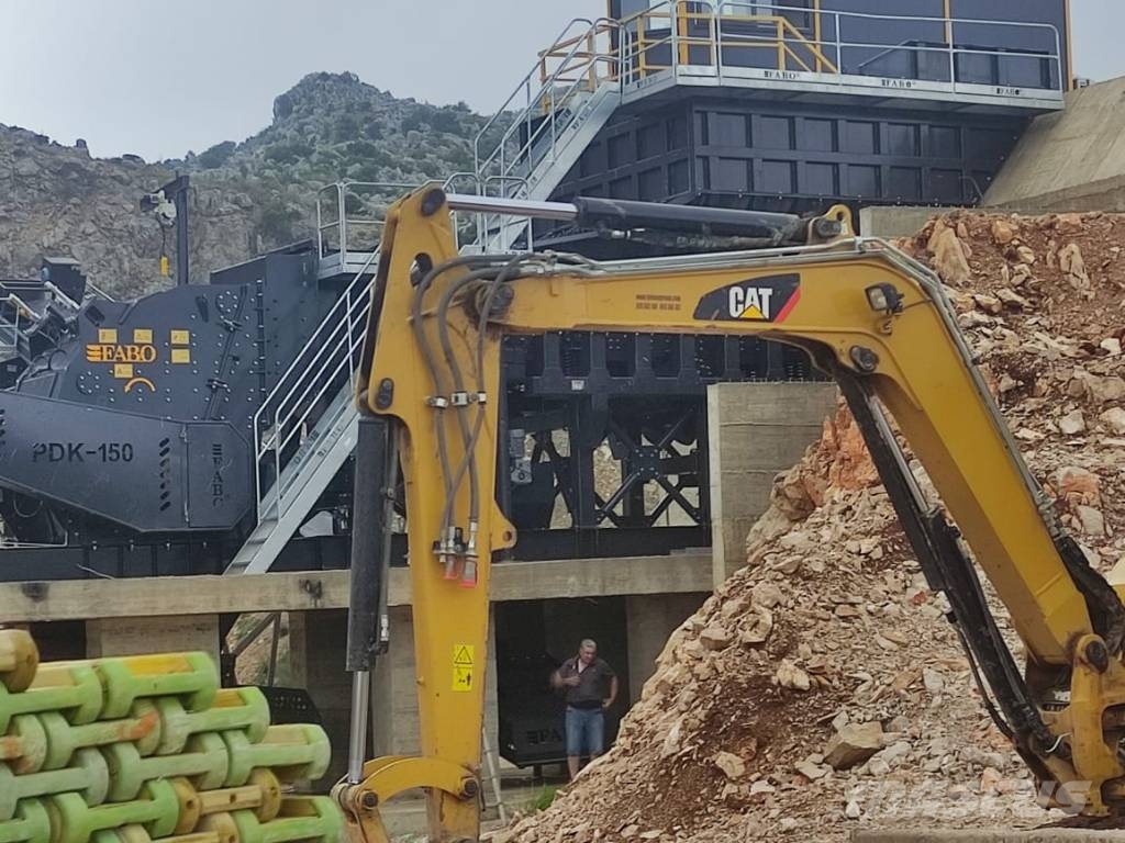Fabo INSTALLATION DE CONCASSAGE ET DE CRIBLAGE Komplett üzemek