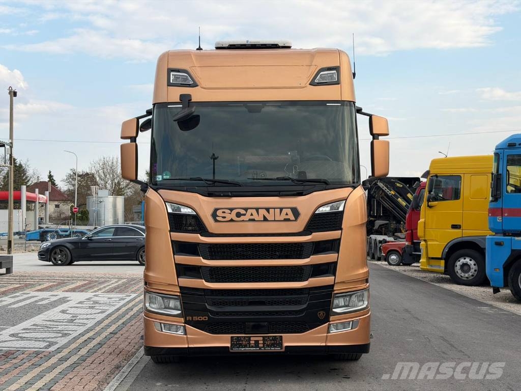 Scania R 500 Autószállító teherautó + pótkocsi وحدات الجر