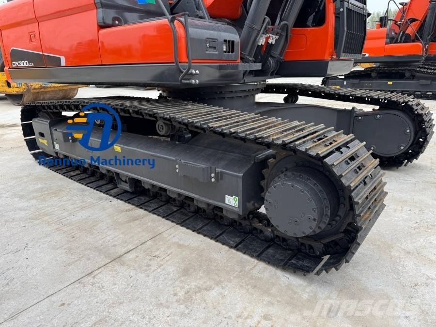 Doosan DX 300LCA Escavadoras de rastos