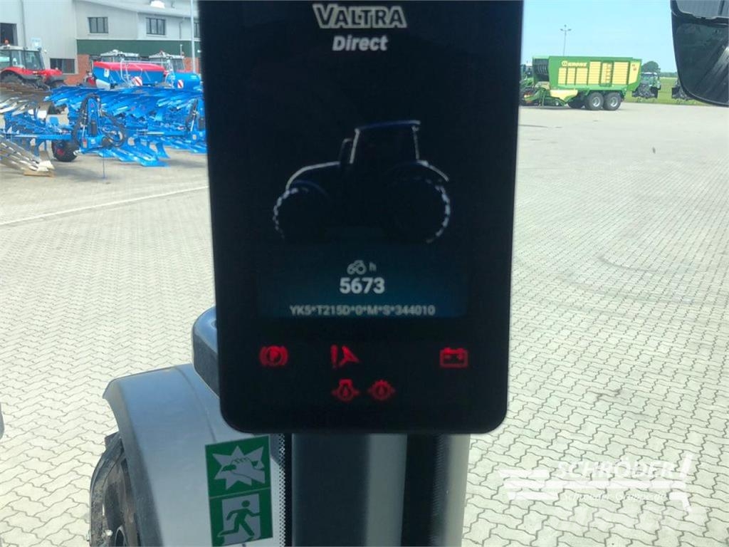 Valtra T 215 D | RTK | UNLIMITED | LED Traktory