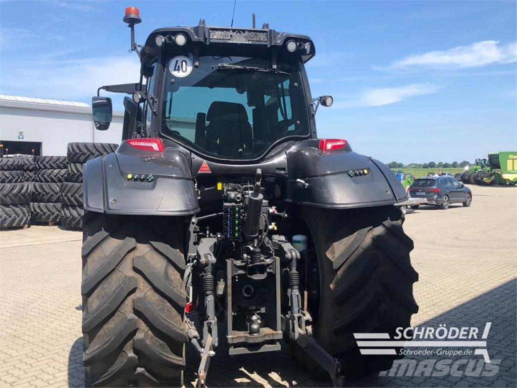 Valtra T 215 D | RTK | UNLIMITED | LED Traktory