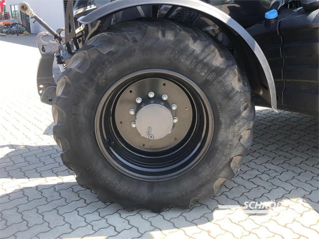 Valtra T 215 D | RTK | UNLIMITED | LED Traktory