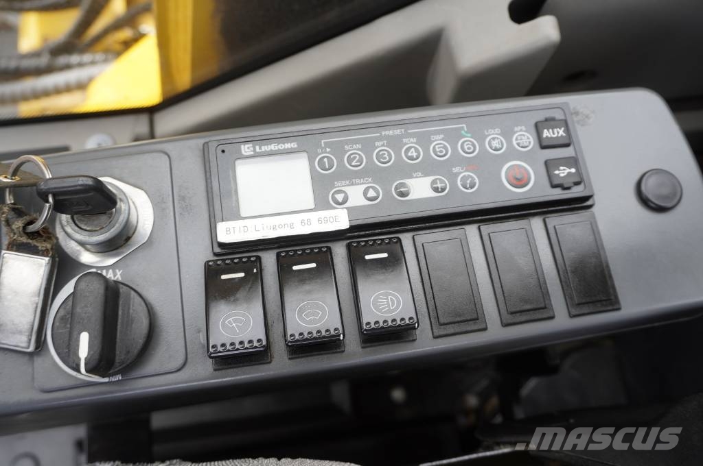 LiuGong CLG925E crawler excavator / 1700 MTH! Pelle sur chenilles