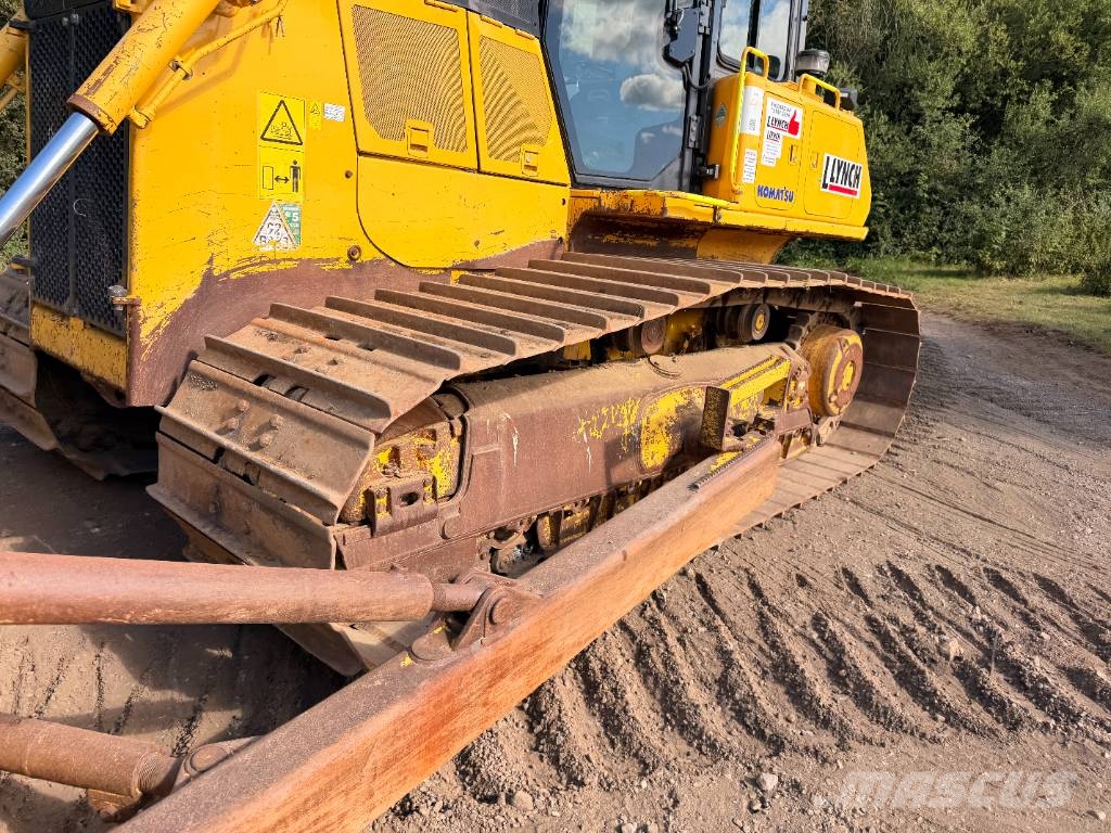 Komatsu D65 PX-18E0 Dozere Beltegående