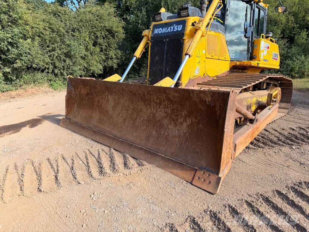 Komatsu D65 PX-18E0 Dozere Beltegående