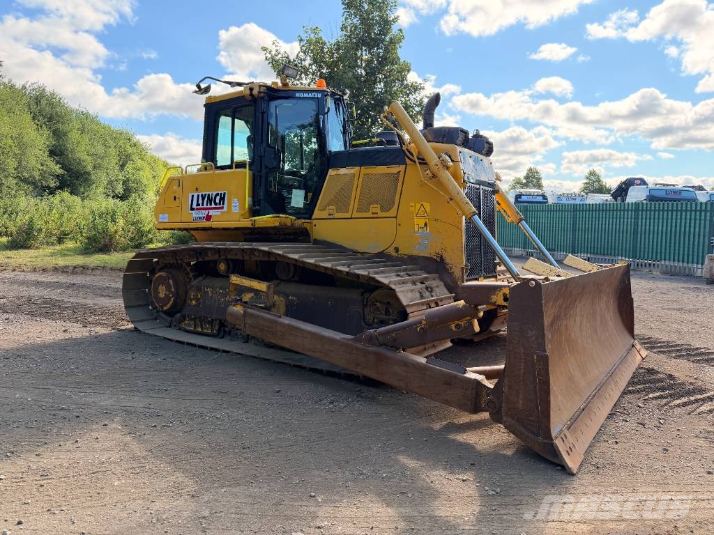 Komatsu D65 PX-18E0 Dozere Beltegående