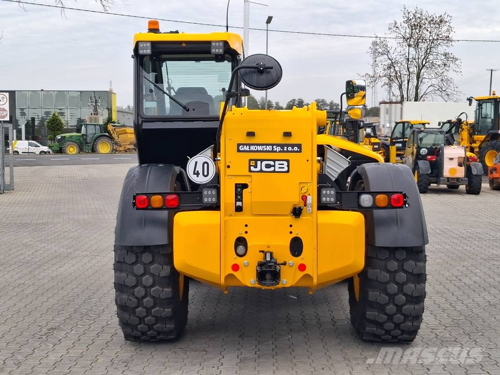 JCB 560-80 AGRI XTRA DUALTECH VT Manipuladores telescópicos para a agricultura