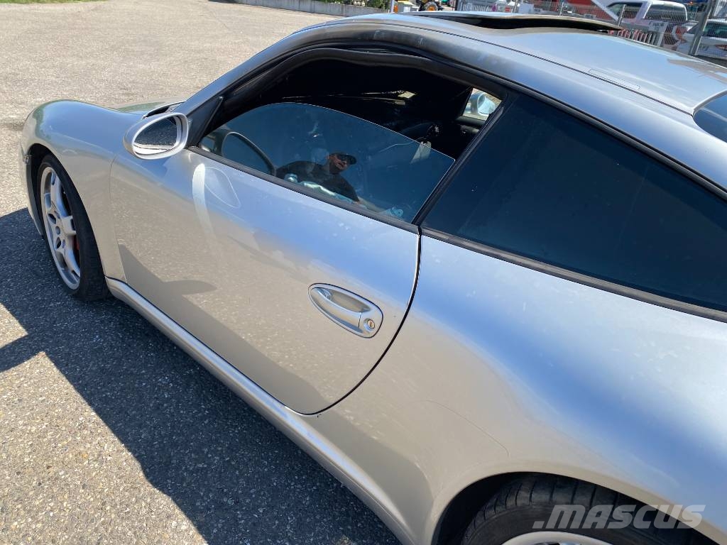 Porsche 911/997 Carrera S 3.8/354Cvs endommagée Osobní vozy