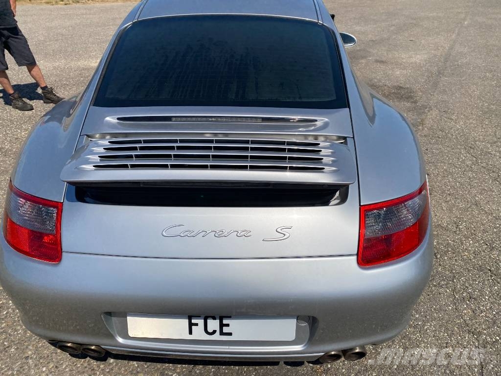Porsche 911/997 Carrera S 3.8/354Cvs endommagée Osobní vozy