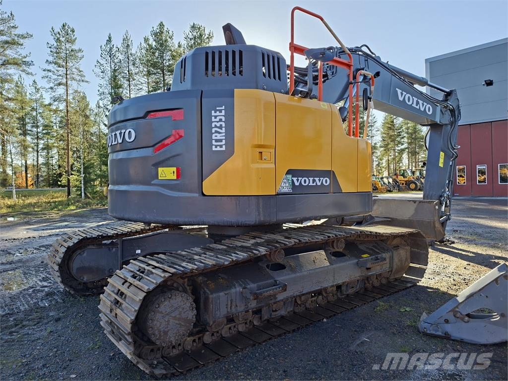 Volvo ECR235EL -PUSKULEVY, STAGE 5 ,VÄHÄN AJETTU Excavatoare pe șenile