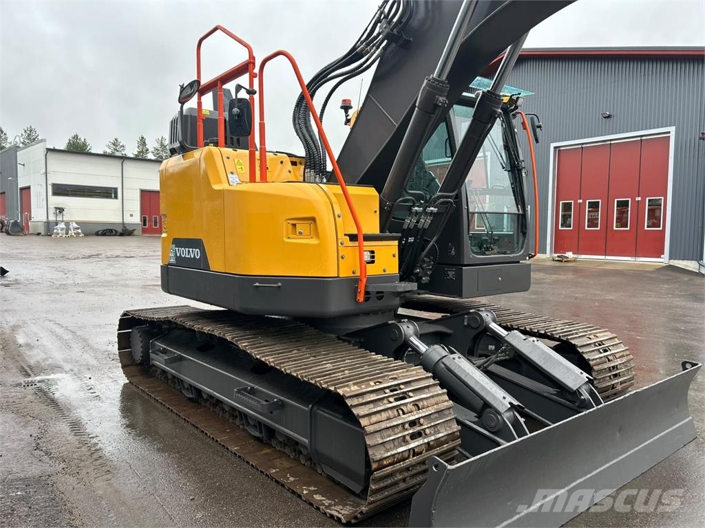Volvo ECR235EL -PUSKULEVY, STAGE 5 ,VÄHÄN AJETTU Excavadoras de cadenas