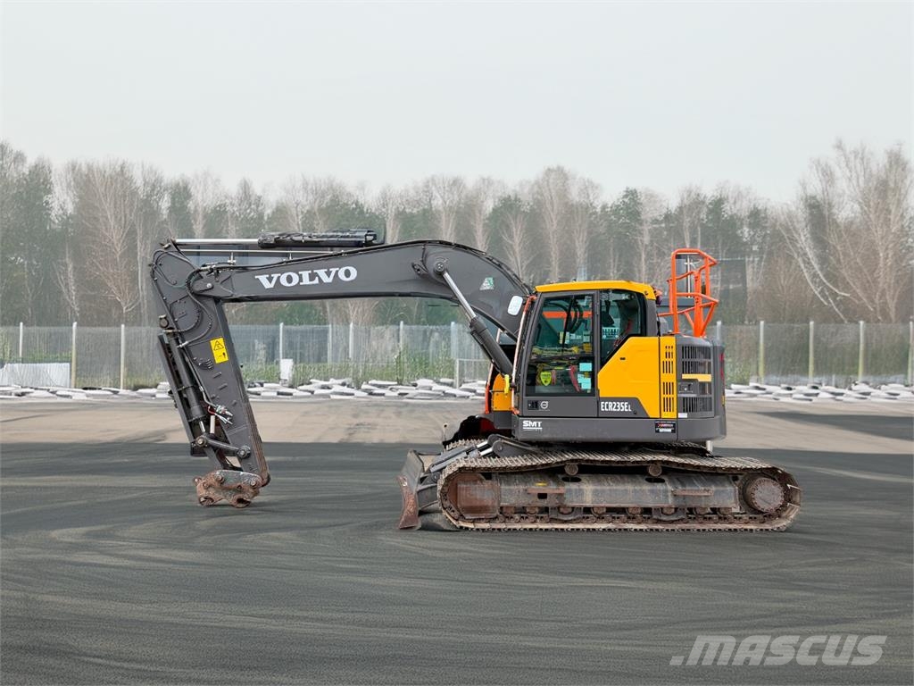 Volvo ECR235EL PUSKULEVY STAGE 5 VÄHÄN AJETTU Telakaivukoneet