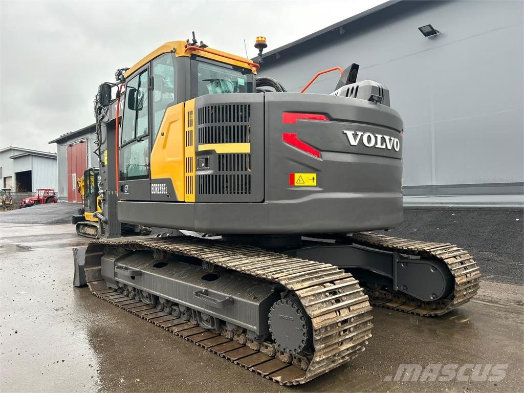 Volvo ECR235EL -PUSKULEVY, STAGE 5 ,VÄHÄN AJETTU Excavadoras de cadenas