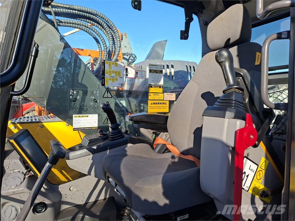 Volvo ECR235EL -PUSKULEVY, STAGE 5 ,VÄHÄN AJETTU Excavatoare pe șenile