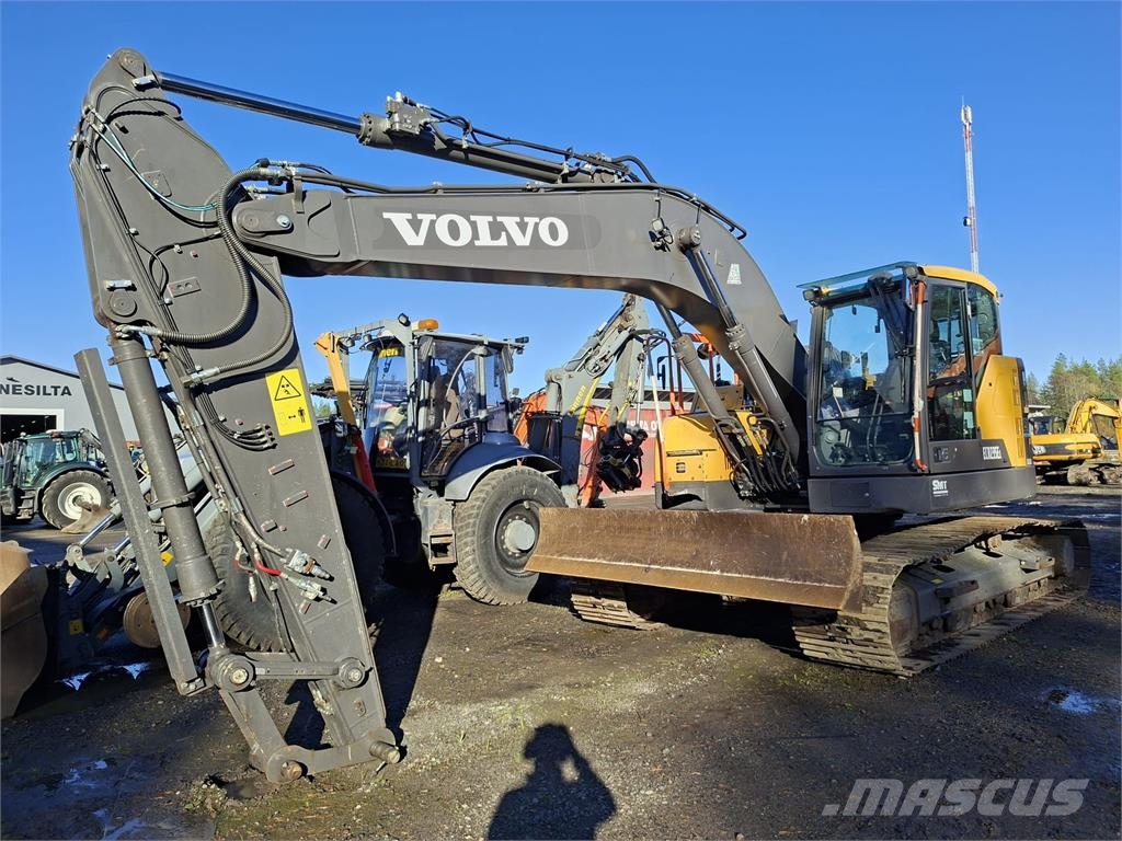Volvo ECR235EL -PUSKULEVY, STAGE 5 ,VÄHÄN AJETTU Excavatoare pe șenile