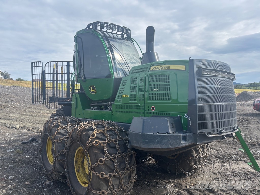 John Deere 1910G Forvarderi