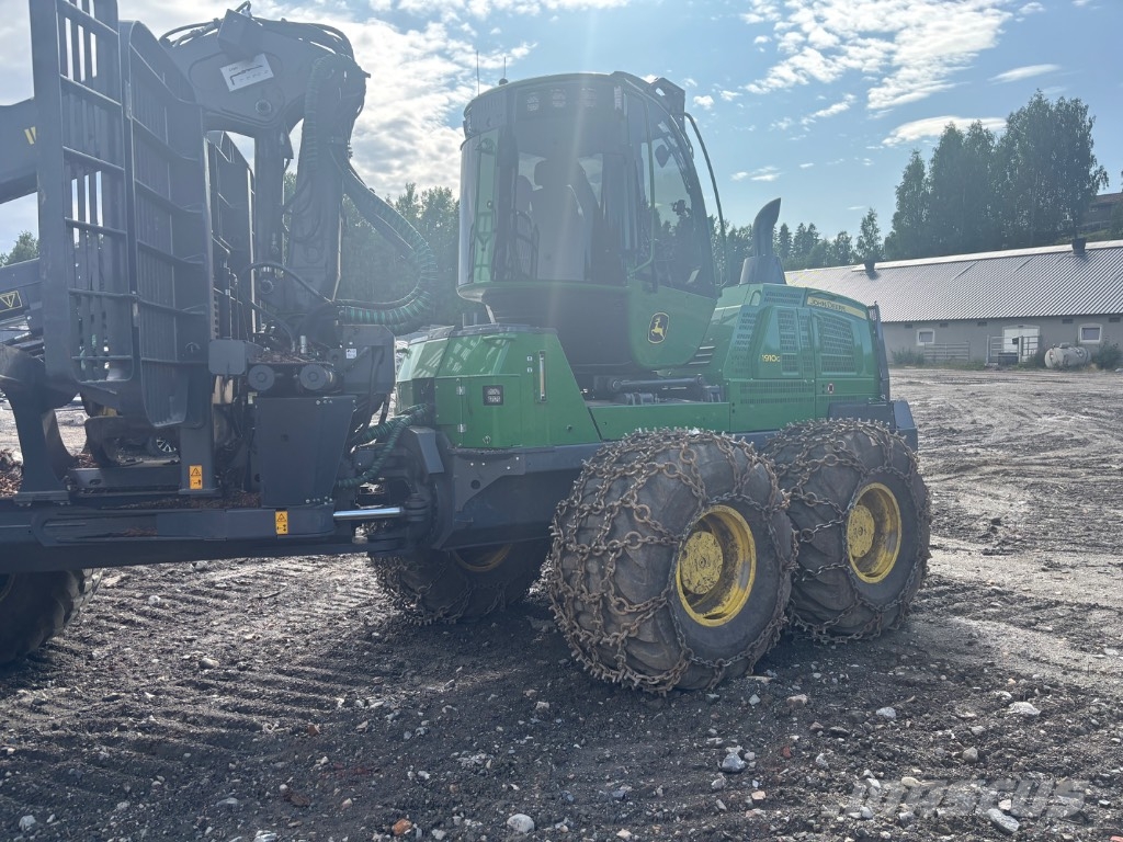 John Deere 1910G Forvarderi