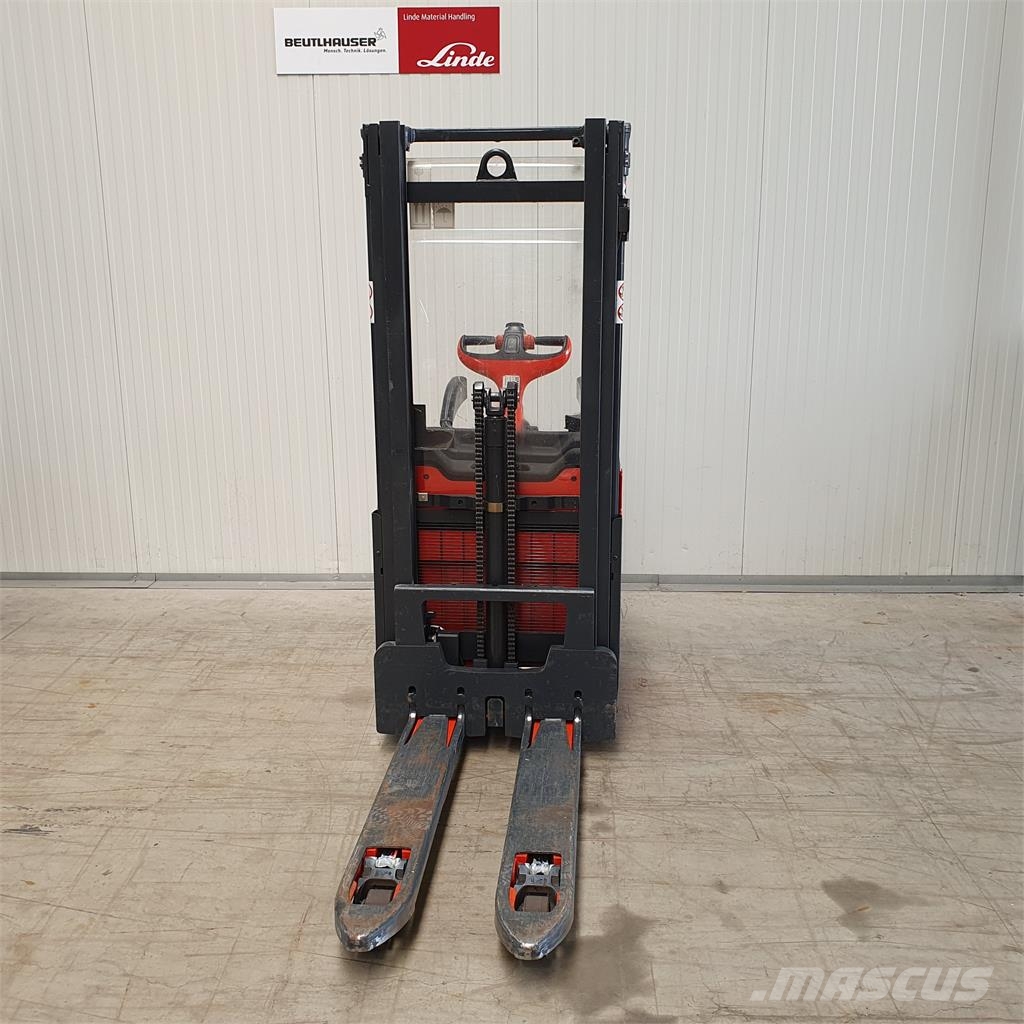 Linde D12AP Stand-in stackers