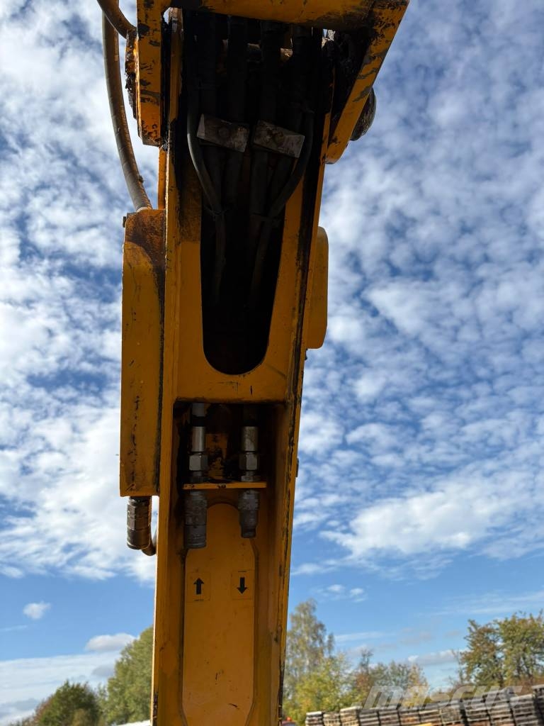 Terex TBL 890 Kotrórakodók