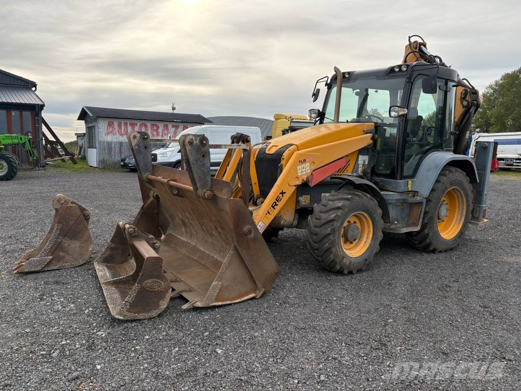 Terex TBL 890 Tractopelle