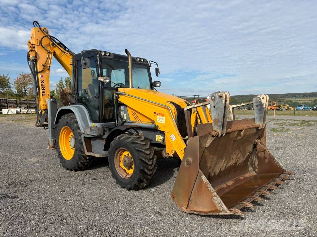 Terex TBL 890 Kotrórakodók