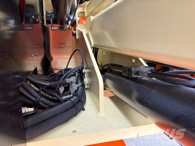 JLG 450 AJ Knikarmhoogwerkers