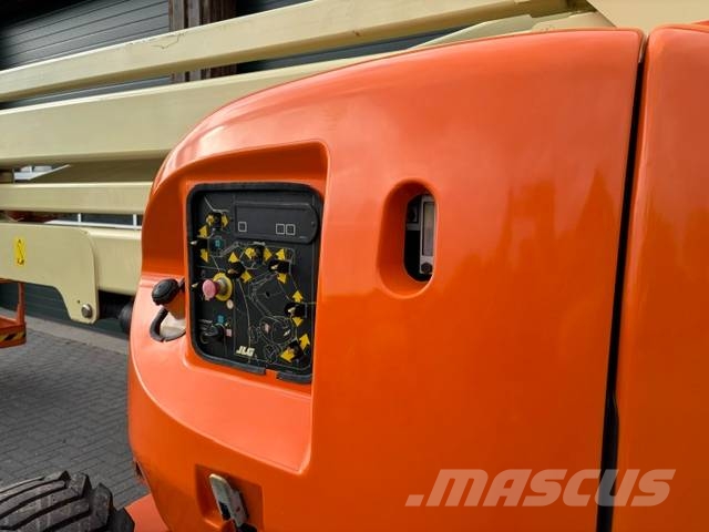 JLG 450 AJ Knikarmhoogwerkers