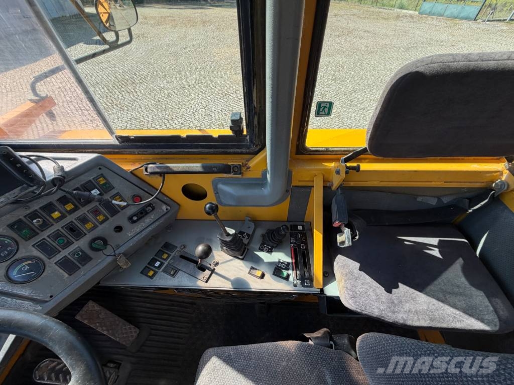 Volvo A 35 C Dumpperit