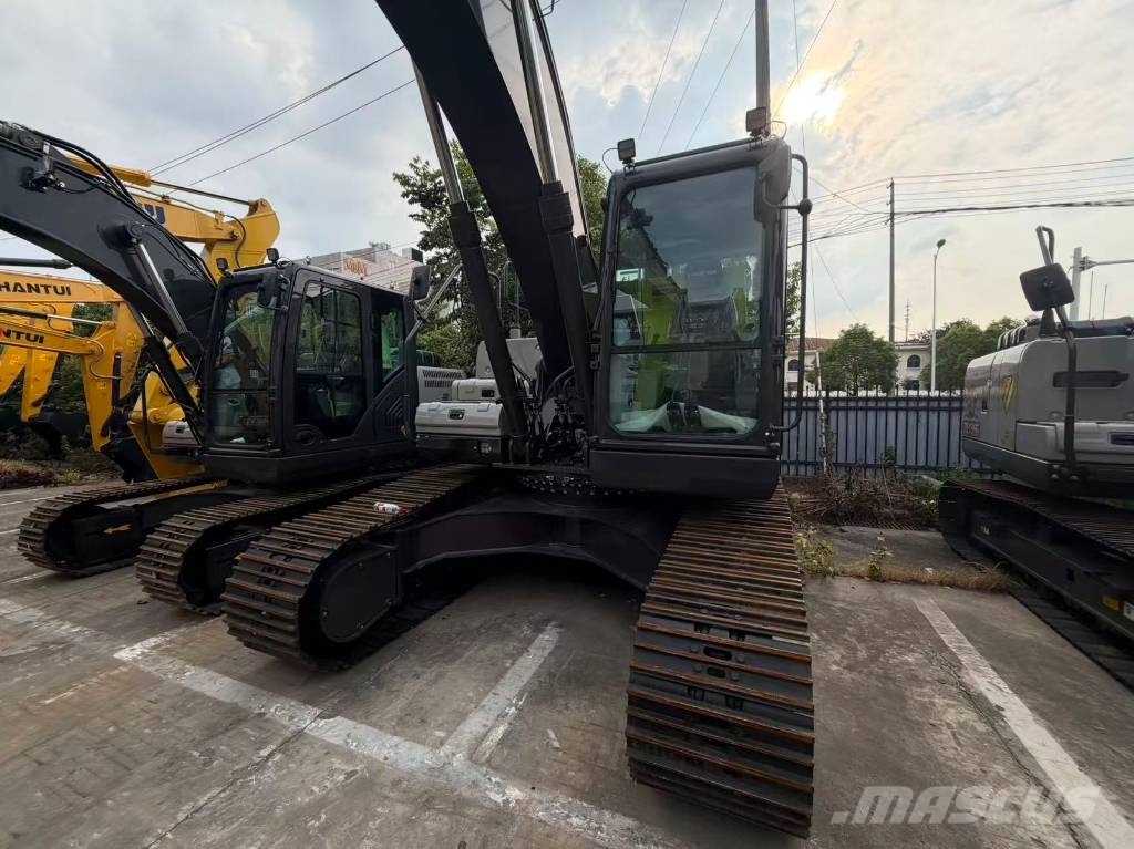 Zoomlion ZE 215 G Гусеничні екскаватори