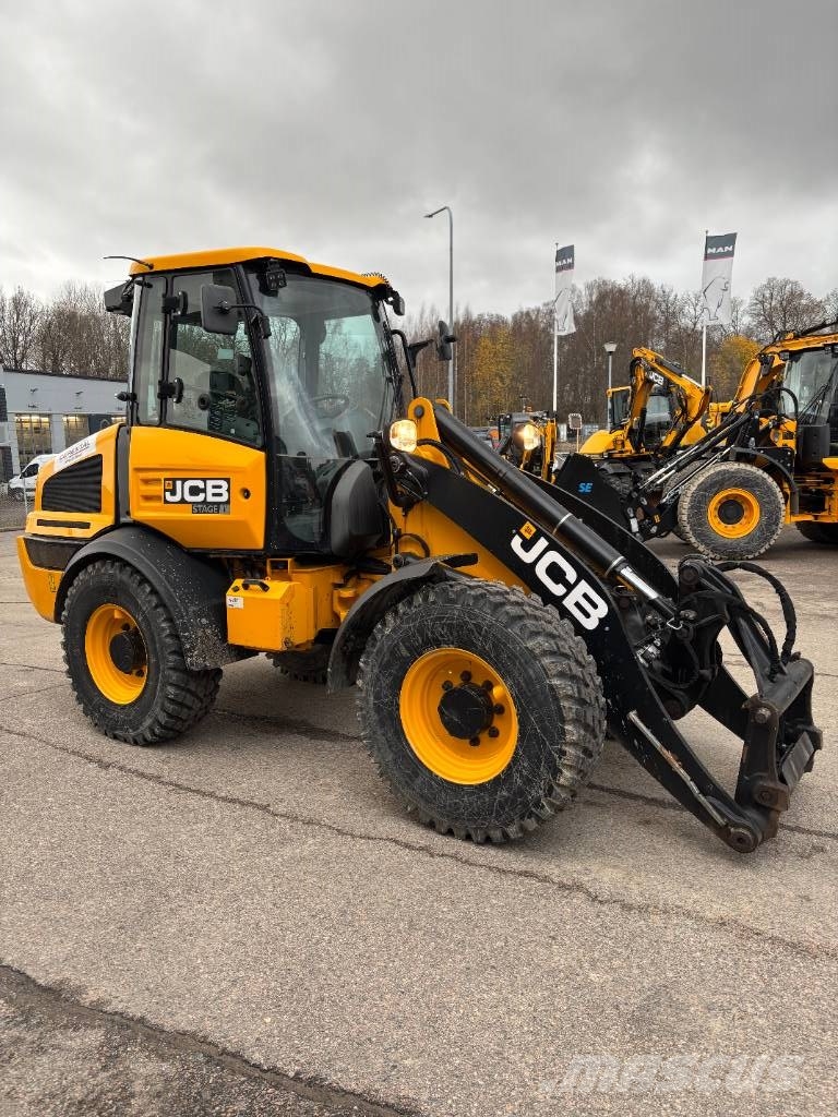 JCB 409 SV Pyöräkuormaajat