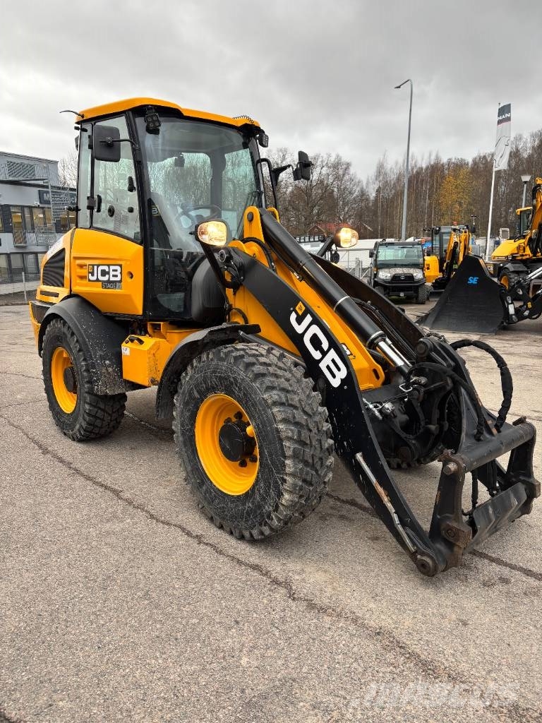 JCB 409 SV Pyöräkuormaajat