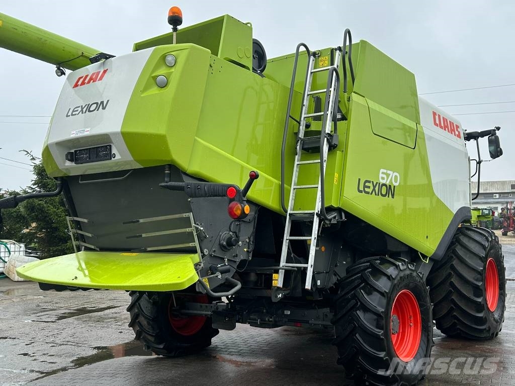 CLAAS Lexion 670 4x4 联合收割机