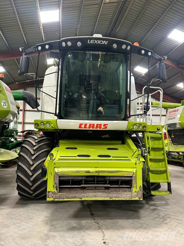 CLAAS Lexion 670 4x4 联合收割机
