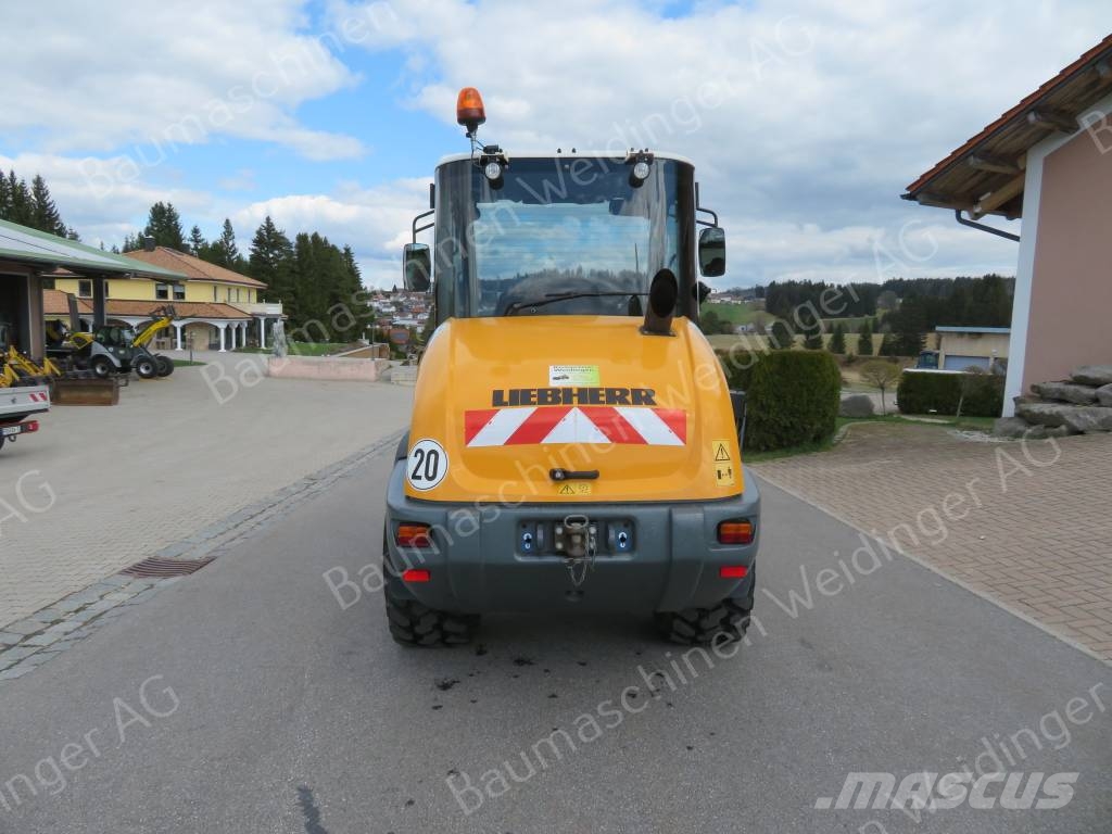 Liebherr 506 Wheel loaders