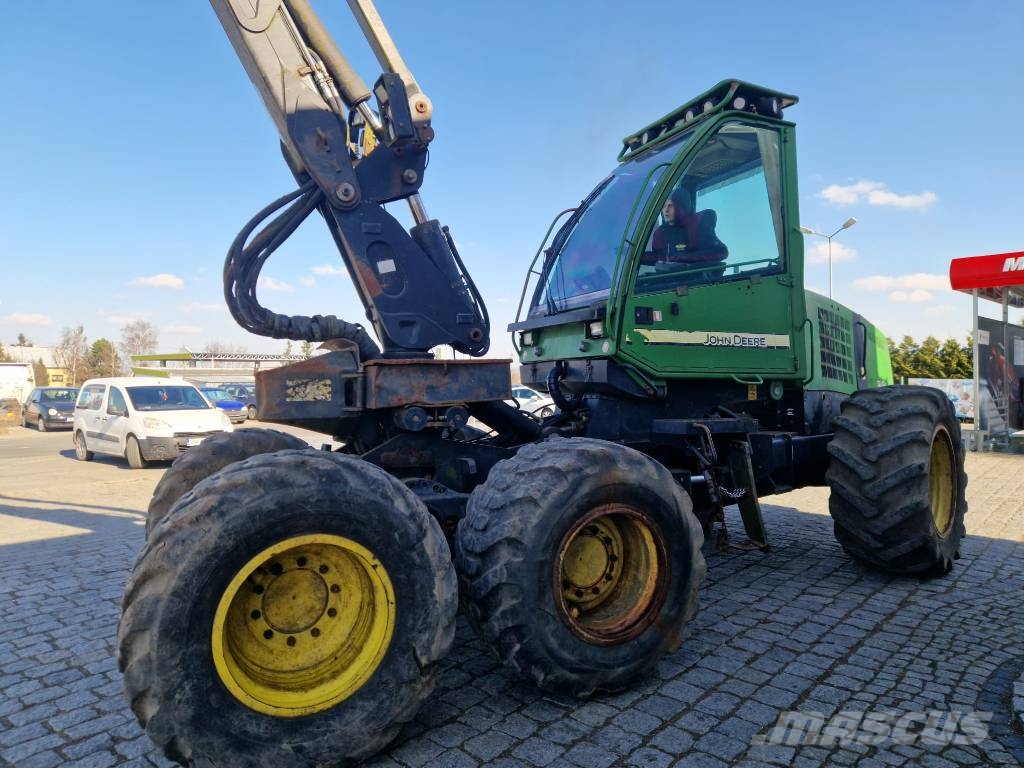 John Deere 1270 D Eco III Harvester