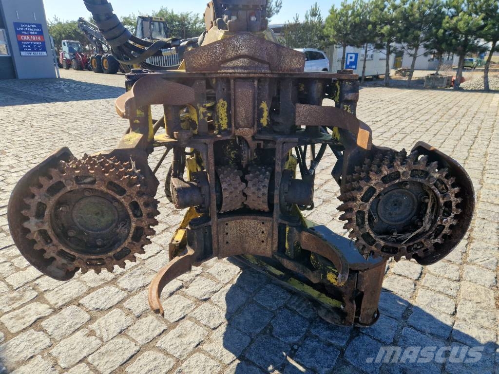 John Deere 1270 D Eco III Harvester