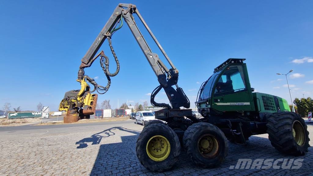 John Deere 1270 D Eco III Harvester