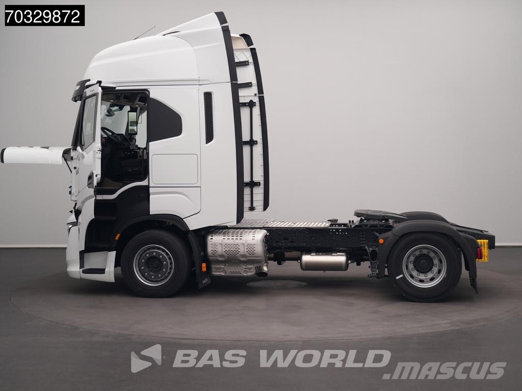 Iveco S-Way 500 4X2 NEW! HPEB ACC 2x beds Mirrorcams 770 Tractor Units