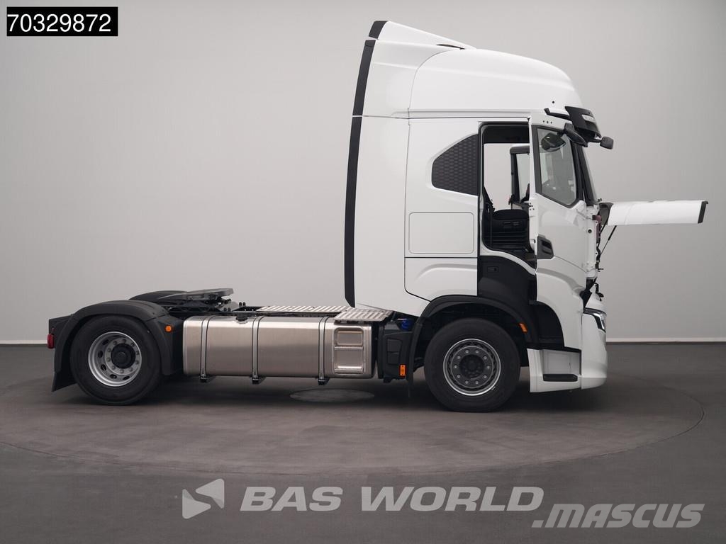 Iveco S-Way 500 4X2 NEW! HPEB ACC 2x beds Mirrorcams 770 Tractor Units