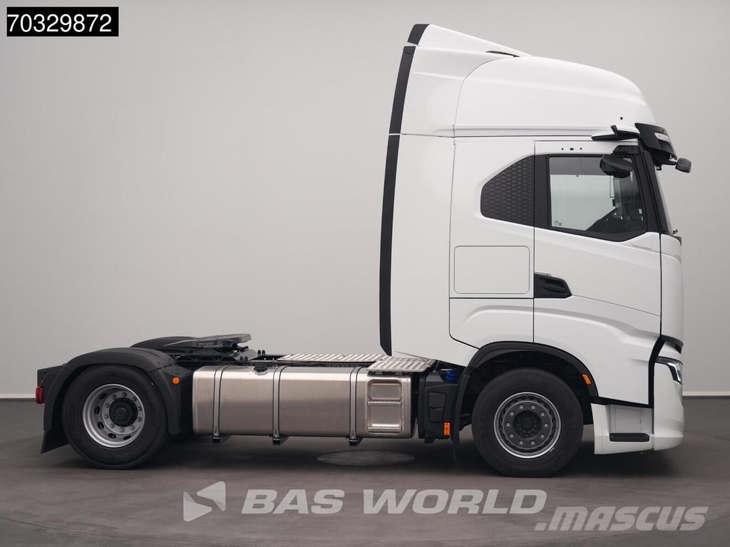 Iveco S-Way 500 4X2 NEW! HPEB ACC 2x beds Mirrorcams 770 Tractor Units