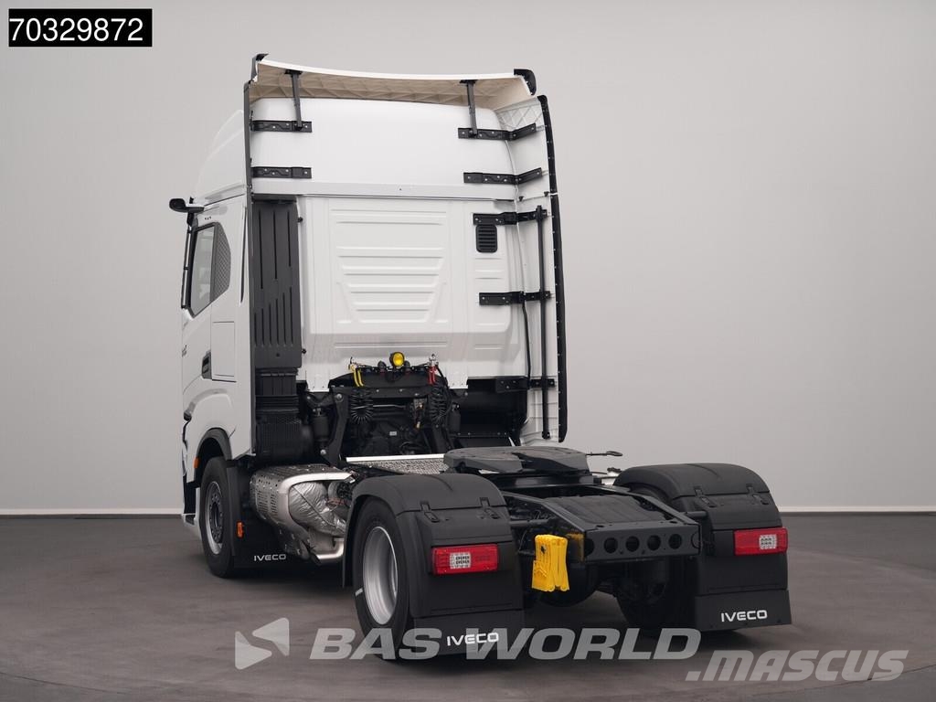 Iveco S-Way 500 4X2 NEW! HPEB ACC 2x beds Mirrorcams 770 Tractor Units
